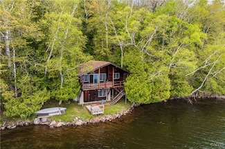 247 Maple Lodge Rd, Indian Lake, NY 12842