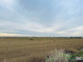 1777 S Comanche Dr, Arvin, CA 93203