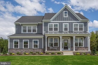 10011 S Streamview Ct, Fredericksburg, VA 22408