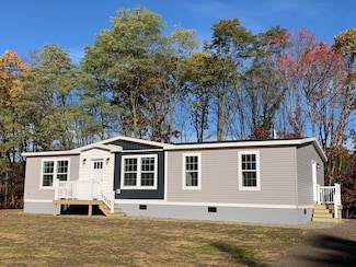 212 Bridgton Rd, Fryeburg, ME 04037