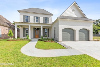 300 Amber Pond Ln, Lafayette, LA 70508