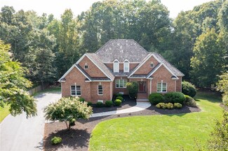 2418 Worchester Rd, Midlothian, VA 23113