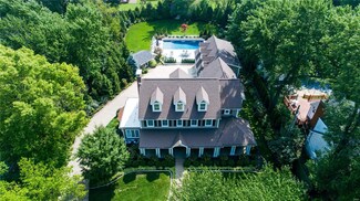 1380 N Sappington Rd, Saint Louis, MO 63122