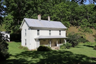 5043 Stones Chapel Rd, Elk Creek, VA 24326