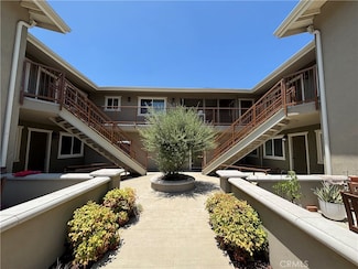 657 Scott Place Unit 10, Glendora, CA 91740