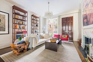 138 E 95th St, New York, NY 10128