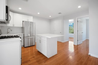 240.5 South St Unit 4, Jc, Heights, NJ 07307