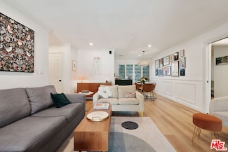 11138 Aqua Vista St Unit 63, North Hollywood, CA 91602