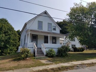 22 Chase St, Claremont, NH 03743