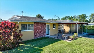 2212 E 6th St, Lehigh Acres, FL 33936