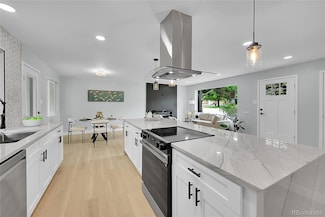 6526 S Elmwood St, Littleton, CO 80120