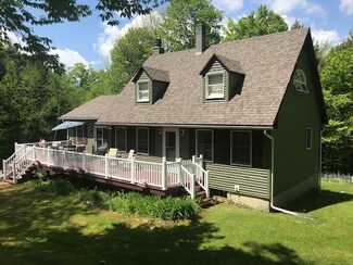 339 Mansfield View Rd, Stowe, VT 05672
