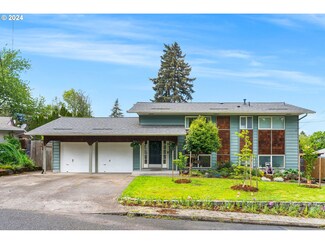 4999 SE Regents Cir, Milwaukie, OR 97222