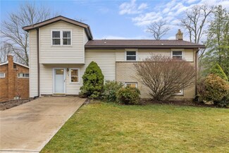 566 Lucia Rd, Pittsburgh, PA 15221