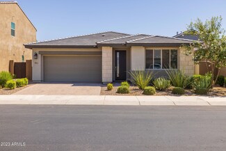9817 E Solstice Ave, Mesa, AZ 85212