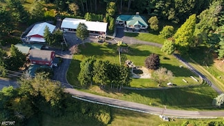 201 Lows Hollow Rd, Stewartsville, NJ 08886