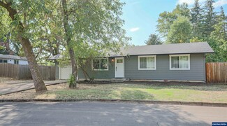 2102 Delta St, Eugene, OR 97404
