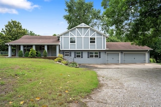 9802 E Clover Creek Dr, Claremore, OK 74017