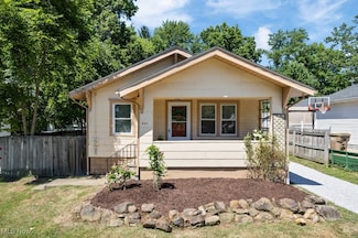 441 Magnolia Ave, Cuyahoga Falls, OH 44221