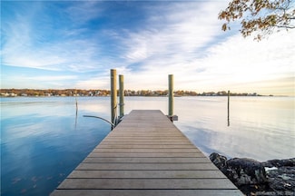 99 Great Harbor Rd, Guilford, CT 06437