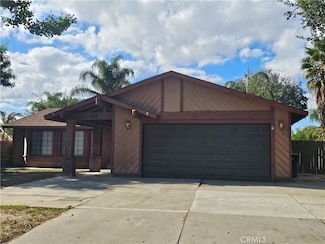 859 Truman Ct, Hemet, CA 92543