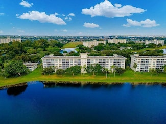 3150 N Course Ln Unit 604, Pompano Beach, FL 33069
