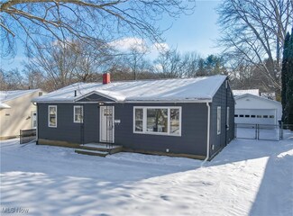 1071 Terrell Dr, Akron, OH 44313