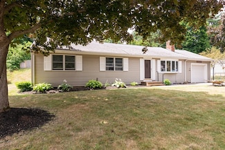6 Congress St, Ipswich, MA 01938