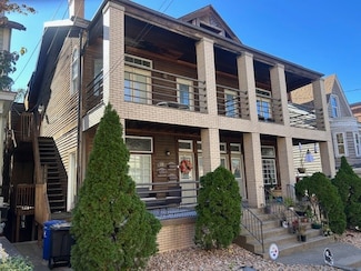 125 & 127 W Sycamore Ave, Mount Washington, PA 15211