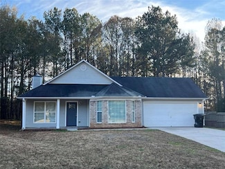 17 Carey Ct, Grantville, GA 30220