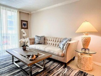 125 S Ocean Ave Unit 207, Riviera Beach, FL 33404