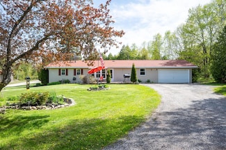 8259 Peil Ln, Baileys Harbor, WI 54202