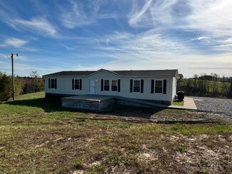 2815 Broadford Rd, Falmouth, KY 41040