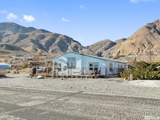 215 Golden Willow Dr, Walker Lake, NV 89415