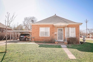 621 N Adams Ave, Elk City, OK 73644