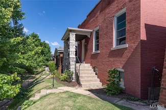 5531 Devonshire Ave, Saint Louis, MO 63109