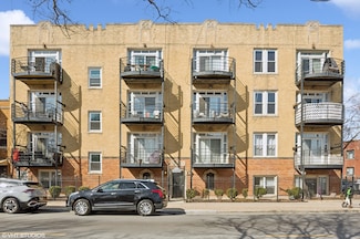 3100 W Addison St Unit 3A, Chicago, IL 60618