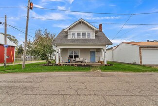 106 Newark St, Hebron, OH 43025