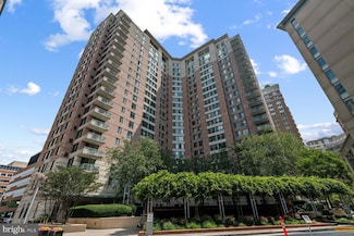 851 N Glebe Rd Unit 1607, Arlington, VA 22203