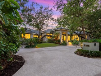 5315 Hidden Harbor Rd, Sarasota, FL 34242