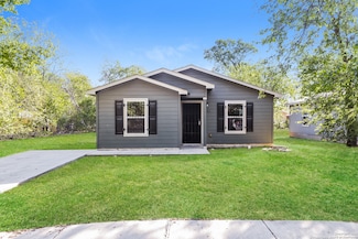 126 N San Ignacio Ave, San Antonio, TX 78237