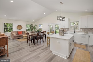 2836 Cameron Rd, Falls Church, VA 22042