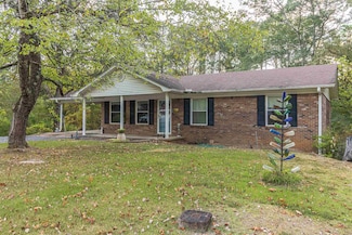 260 Mitchell St, Selmer, TN 38375
