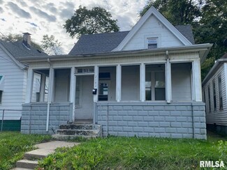 2102 W Millman St, Peoria, IL 61605