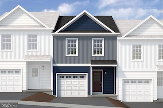 167 Highpoint Park Dr, Pleasant Gap, PA 16823
