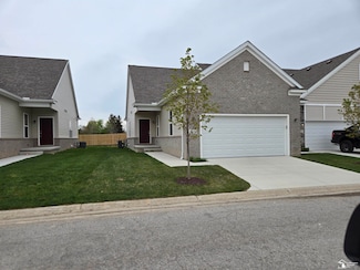 809 Plum Village Dr Unit 56, Monroe, MI 48161