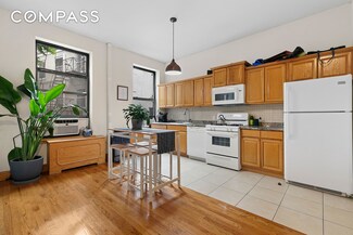 548.5 Hudson St Unit 2, New York, NY 10014