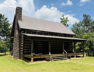 12552 Mcnair Rd, Roxie, MS 39661