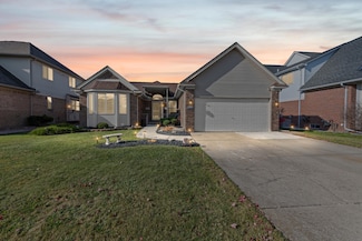 24688 Emily Dr, Trenton, MI 48183