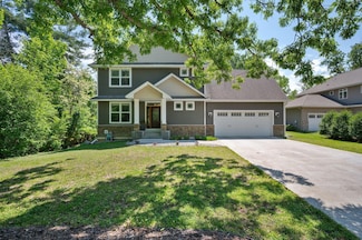 12601 Ridgemount Ave W, Hopkins, MN 55305